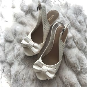 Apt. 9 White Wedges with Bow and Cork detailing